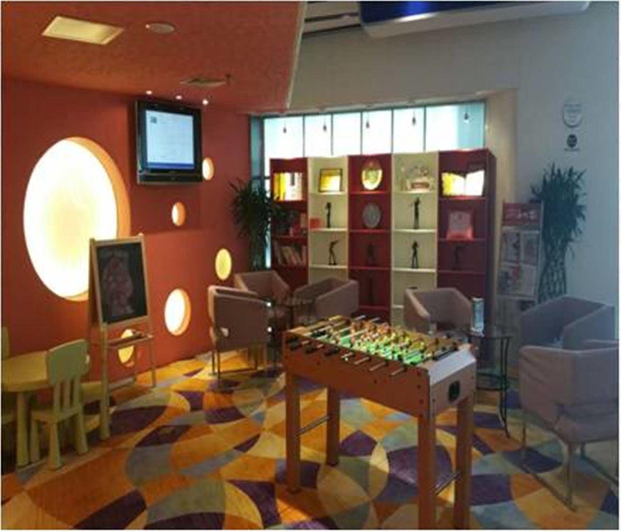 Holiday Inn Express Tianjin Binhai Extérieur photo